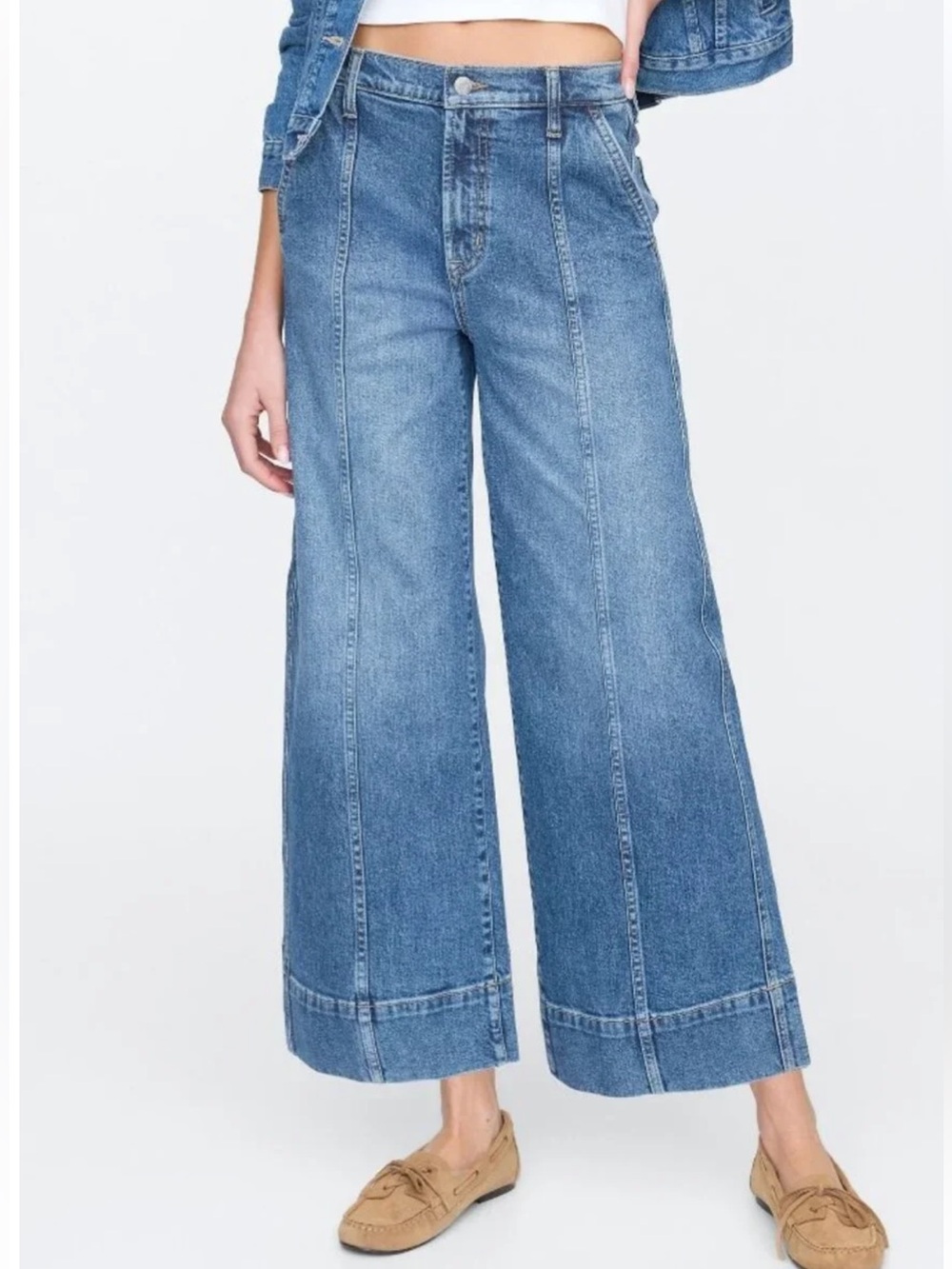 GAP Medium Blue High-Waist Wide Leg Crop Jeans